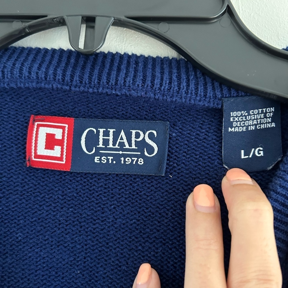 Men’s Chaps V-Neck Sweater - Picture 3 of 4